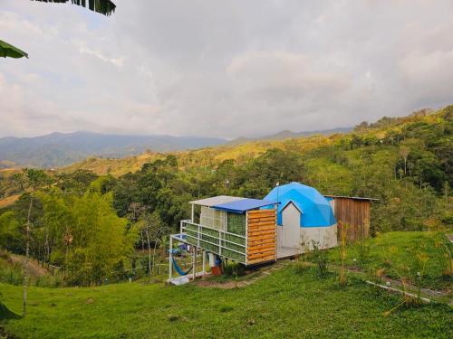 Glamping y Cabañas Alpina