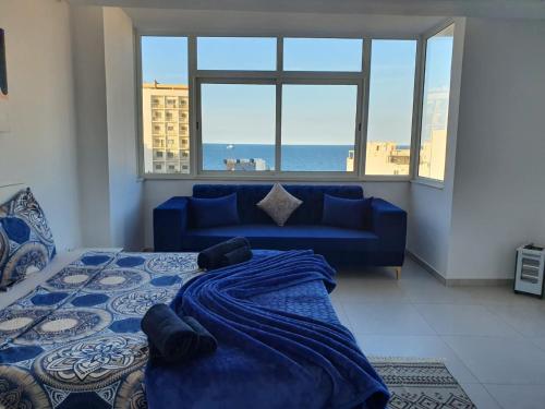 Stunning Penthouse with Sea and Castle View (2BDR)