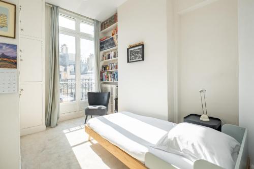 Veeve - Clichy Couture - image 3