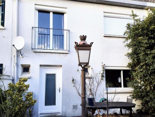 Maison de 5 chambres avec jardin clos et wifi a Maurepas - Location saisonnière - Maurepas