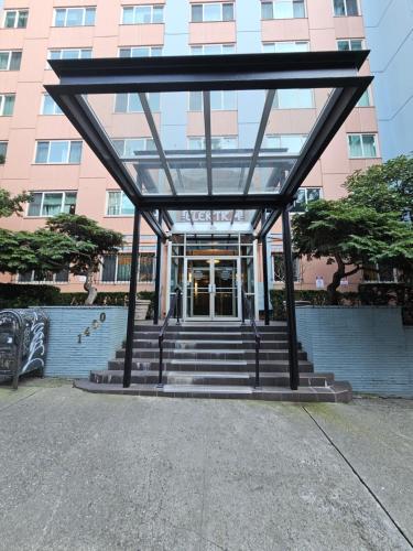 A szálláshely kívülről, Cozy Clean 1BR Free Parking Downtown Conv Center in First Domb