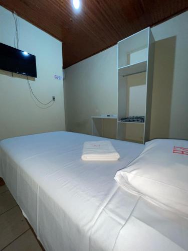 1 twin bed