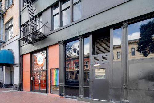 外観, HI サンディエゴ ダウンタウン ホステル (HI San Diego Downtown Hostel) in サンディエゴ（CA）