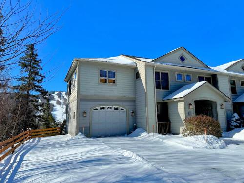 SH1 Beautiful StoneHill Townhouse in Bretton Woods