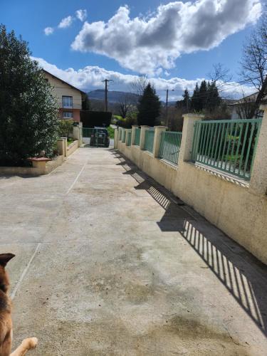 Skats, Maison de vacances in Saint-Amour