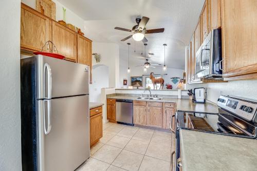 Coolidge Home with Patio, Near Casa Grande Monument!