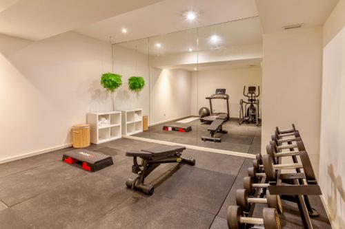 Savvy Signature Apartments 4