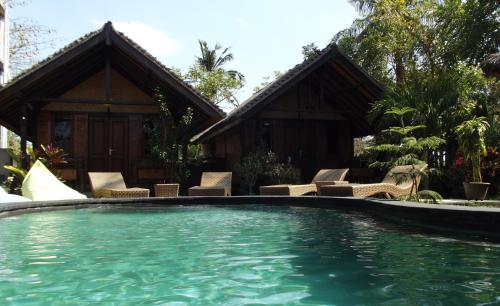 Gili Flush Harmony – Gili Trawangan, WY
