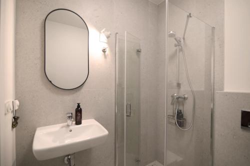 Energetic Apartment in City Center!, Breslau (Foto 9)