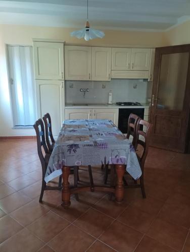 Iekārtas, podere il poggetto in Lorencana
