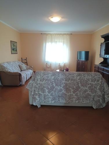 Koplietošanas atpūtas telpa ar TV, podere il poggetto in Lorencana
