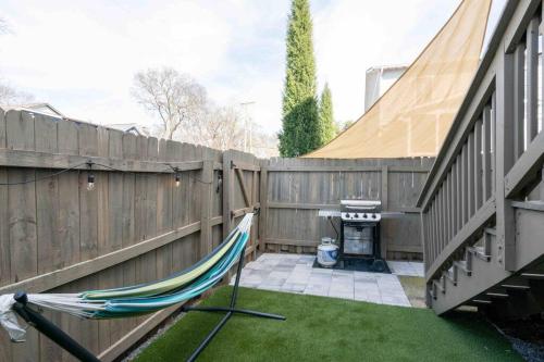 East Nashville Beauty - Hot Tub in Nashville, USA