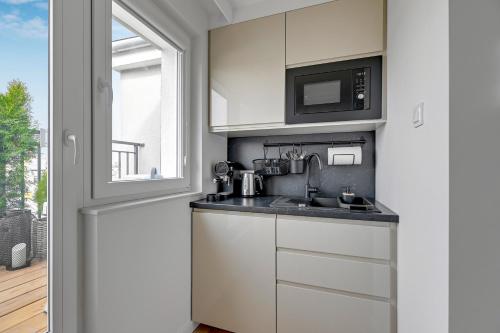 Petit Repit by Grand Apartments - image 3
