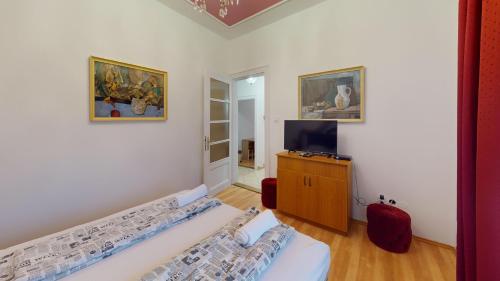 Herczeg Apartment - image 9