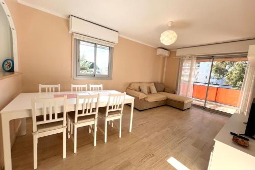 Antibes - 4 people - Parking - Location saisonnière - Antibes