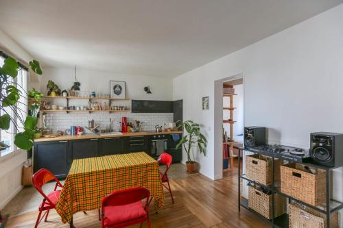 Bright apartment in Aubervilliers - Location saisonnière - Aubervilliers