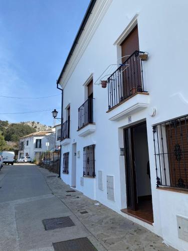 外部景觀, Calma in 貝納奧卡茲