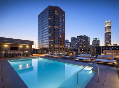 Beautiful Apartment in DTLA! 5135