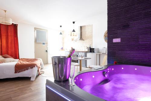 Loft Romantique - Spa Privatif - Spa Noctambulles - Location saisonnière - Hyères