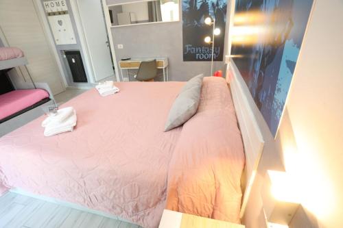 Cineroma Guesthouse - image 10