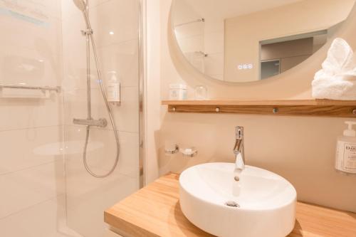 Classic Double Room with Village View image 5