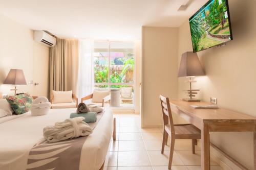 Superior Double Room room in La Pagerie - Tropical Garden Hotel