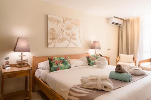 Superior Double Room image 7