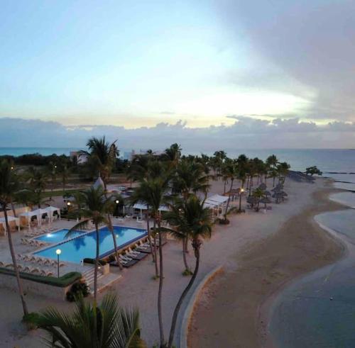 Gourgeous 2 bedroom Beach Apt Playa Nueva Romana