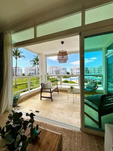 Gourgeous 2 bedroom Beach Apt Playa Nueva Romana