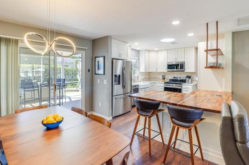 Renovated Home in The Villages with Lanai, Golf Cart in The Villages, USA