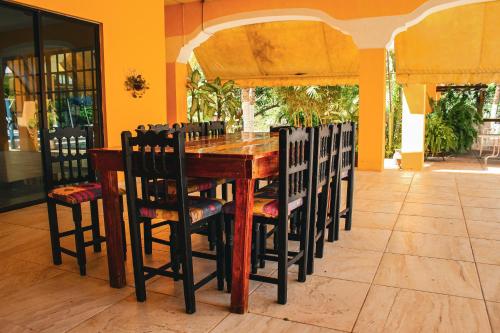 Finca Palma Real / Tradicional y Cultural en Yucatán in Umán, Mexico