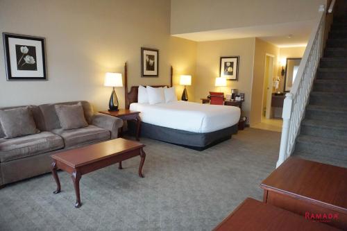 Ramada by Wyndham Kelowna Hotel & Conference Center