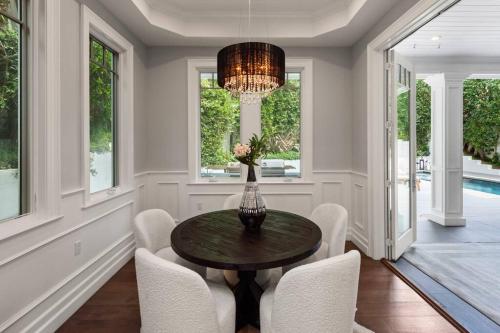 Exquisite · Elegant · Luxe · LA Upscale Retreat! in Los Angeles, USA