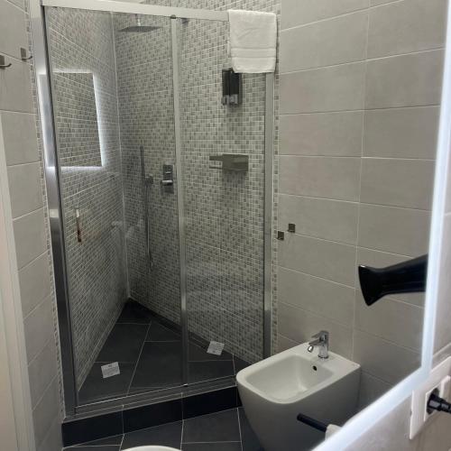 Napoli DownTown - image 4