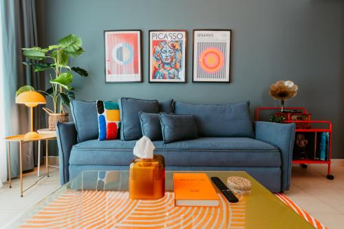 Stylish 2-Bedroom Escape near Dubai Mall, Dubai