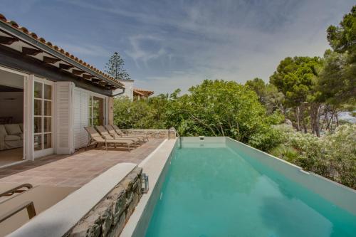 Villa Cala Padri Seafront home