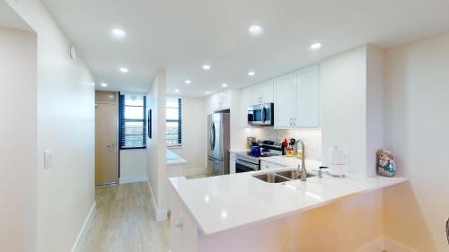 Renovated and Beachfront, Paradise Awaits, Marco Island