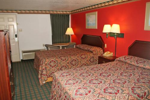 Standard Queen Room with Two Queen Beds