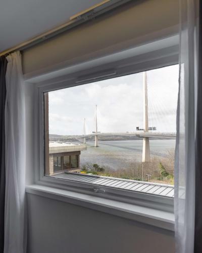 DoubleTree by Hilton Edinburgh - Queensferry Crossing - image 3