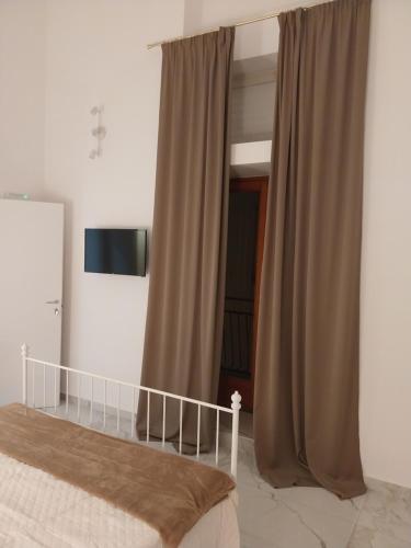 Quartieri Spagnoli Rooms - image 2