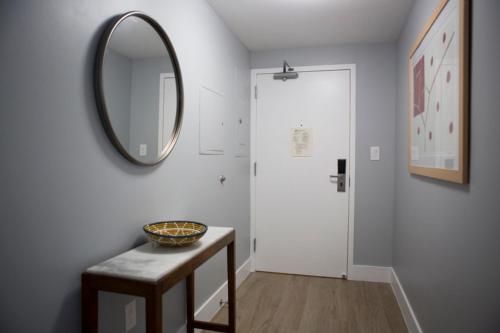 Gorgeous Coconut Grove 3 bedroom Condo with amazing views Parking Included, Miami (Florida)