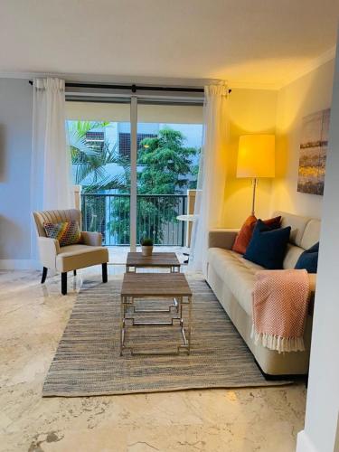 Cozy 1 bedroom unit located in a Condo Hotel in the heart of Coconut Grove Free Parking in Miami, USA