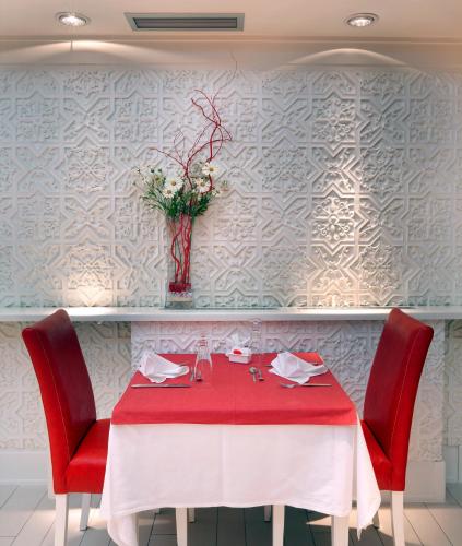Garni Hotel Crystal - image 7