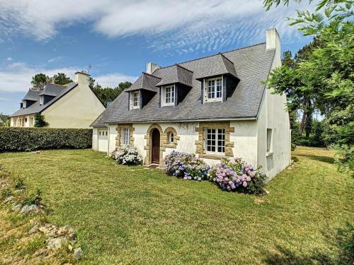 Maison Crozon, 6 pièces, 8 personnes - FR-1-370-76 - Location saisonnière - Crozon