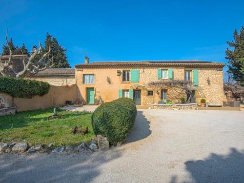 Maison Cavaillon, 8 pièces, 8 personnes - FR-1-708-54 - Location saisonnière - Cavaillon