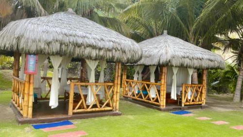 Masāža, Punta Centinella Yacht Club in Punta Blanca