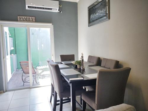 Disfruta y siéntete como en casa (Disfruta y sientete como en casa) in Сан-Мигель