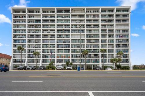 Bello condominio con vista al mar, jacuzzi interno in Galveston, USA