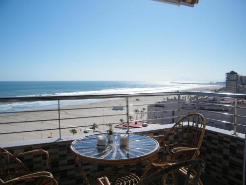 Primera línea Playa de Gandía frente al mar, apartamento de 2 dormitorios con piscina. EXCLUSIVO FAMILIAS - ES-314-5