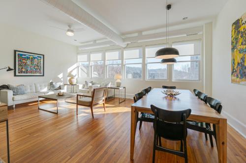 The Gazette Condo 200 in Asheville, USA